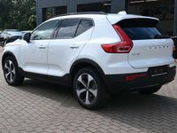 Gebraucht Volvo XC40 Plus 197 PS (144 kW) 2024 Weiß SUV
