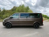 Gebraucht VW Caravelle 140 PS (102 kW) 2013 Braun Van