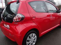 Gebraucht Toyota Aygo Cool 68 PS (50 kW) 2014 Rot Kleinwagen