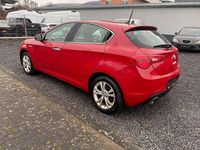 Gebraucht Alfa Romeo Giulietta Turismo 170 PS (125 kW) 2016 Colore esterno (rosso alfa) Kleinwagen