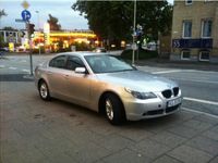 Gebraucht BMW 525 241 PS (177 kW) 2004 Silber metallic Limousine