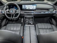 Gebraucht BMW 740 M Sport 286 PS (210 kW) 2025 Schwarz Limousine