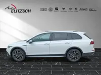 Używany VW Golf Alltrack 200 KM (147 kW) 2023 Biały Kombi