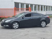 Gebraucht Opel Insignia Edition 131 PS (96 kW) 2010 Schwarz Limousine