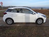 Gebraucht Hyundai i20 Style 85 PS (62 kW) 2020 Weiß Limousine