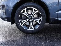Gebraucht Volvo XC60 Momentum 197 PS (144 kW) 2021 Blau SUV