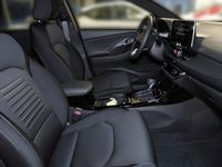 Gebraucht Hyundai i10 Select 63 PS (46 kW) 2024 Weiß Kleinwagen