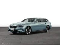 Gebraucht BMW 520 197 PS (144 kW) 2025 Grün Kombi