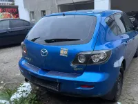 Usata Mazda 3 150 CV (110 kW) 2005 Blu Berlina