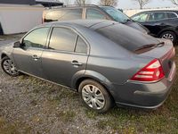 Gebraucht Ford Mondeo Titanium 125 PS (91 kW) 2005 Blau Limousine