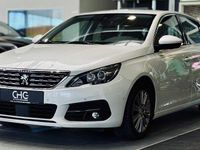 Gebraucht Peugeot 308 Allure 131 PS (96 kW) 2018 Weiß Limousine