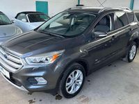 Gebraucht Ford Kuga Titanium 150 PS (110 kW) 2017 Grau SUV