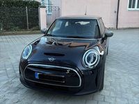 Gebraucht Mini Cooper SE 75 kW (102 PS) 2022 Schwarz Kleinwagen