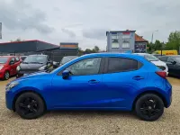 Używany Mazda 2 Kizoku 90 KM (66 kW) 2017 Niebieski Hatchback