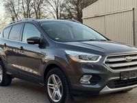 Gebraucht Ford Kuga Titanium 180 PS (132 kW) 2018 Grau SUV
