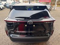 Gebraucht Toyota Yaris Cross 131 PS (96 kW) 2024 Schwarz SUV