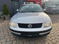 Gebraucht VW Passat Trendline 101 PS (74 kW) 1998 Silber Limousine