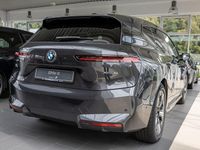 Neu BMW iX 300 kW (408 PS) 2025 Grau SUV