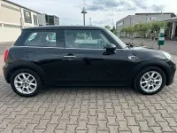 Gebraucht Mini Cooper 136 PS (100 kW) 2017 Schwarz Kleinwagen