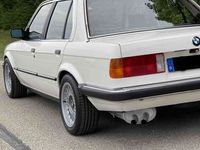 gebraucht BMW 323 i Limo*VOLL Restauriert*Original*Schalter*E30