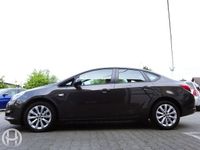 Gebraucht Opel Astra 140 PS (102 kW) 2013 Grau metallic Limousine