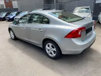 Gebraucht Volvo S60 Summum 179 PS (131 kW) 2011 Blau Limousine
