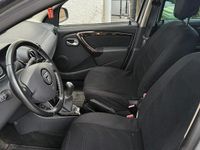 Gebraucht Dacia Duster Prestige 105 PS (77 kW) 2012 Silber SUV