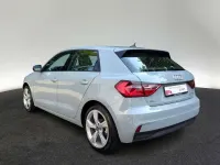 Gebraucht Audi A1 110 PS (80 kW) 2023 1x pfeilgrau perleffekt SUV