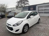 Gebraucht Hyundai ix20 90 PS (66 kW) 2014 Weiß Kleinwagen
