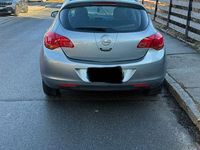 Gebraucht Opel Astra Selection 101 PS (74 kW) 2010 Grau Limousine