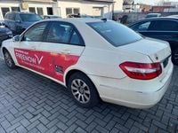 Gebraucht Mercedes E200 136 PS (100 kW) 2011 Limousine