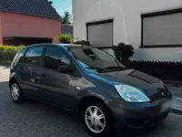Gebraucht Ford Fiesta 80 PS (58 kW) 2005 Grau Kleinwagen