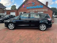 Gebraucht Ford S-MAX Titanium 179 PS (131 kW) 2017 Schwarz Van / Kleinbus