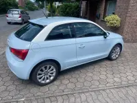 Gebraucht Audi A1 Ambition 105 PS (77 kW) 2011 Blau Kleinwagen