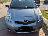 Gebraucht Toyota Yaris 101 PS (74 kW) 2009 Grau Kleinwagen