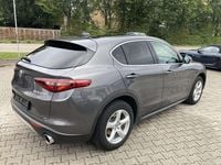 Gebraucht Alfa Romeo Stelvio Sprint 201 PS (147 kW) 2017 Schwarz SUV