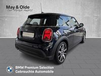 Używany Mini Cooper 136 KM (100 kW) 2022 Czarny Hatchback