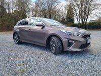 Gebraucht Kia Ceed Spirit 140 PS (102 kW) 2018 Braun Kleinwagen