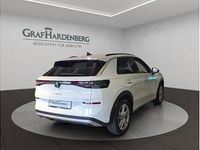 Neu VW T-Roc Life 150 PS (110 kW) 2026 Weiß SUV