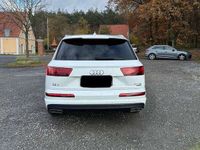 gebraucht Audi Q7 50 TDI S Line Quattro Carrara Weiß (7 Sitzer)