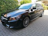 Gebraucht Mercedes CLA180 Shooting Brake AMG line 122 PS (89 kW) 2016 Schwarz Kombi