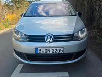 Second-hand VW Sharan 140 CP (102 kW) 2013 Argintiu Monovolum