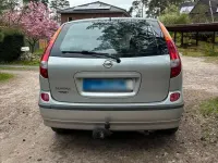 Gebraucht Nissan Almera Tino 116 PS (85 kW) 2005 Silber Van / Kleinbus