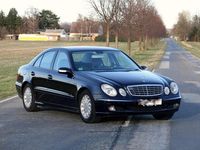 Usata Mercedes E200 163 CV (119 kW) 2004 Blu Berlina