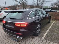Gebraucht Mercedes E300 306 PS (225 kW) 2020 Schwarz Kombi