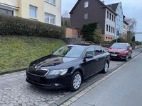 Gebraucht Skoda Superb Elegance 125 PS (91 kW) 2014 Schwarz Limousine