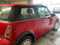 Usado Mini ONE 90 HP (66 kW) 2002 Vermelho Citadino
