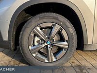 Neu BMW X1 136 PS (100 kW) 2026 Silber SUV