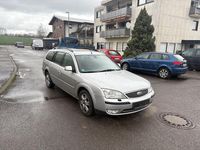 Gebraucht Ford Mondeo Ghia 145 PS (106 kW) 2003 Silber Kombi
