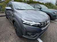 Neu Dacia Sandero Expression 101 PS (74 kW) 2025 Grün Kleinwagen